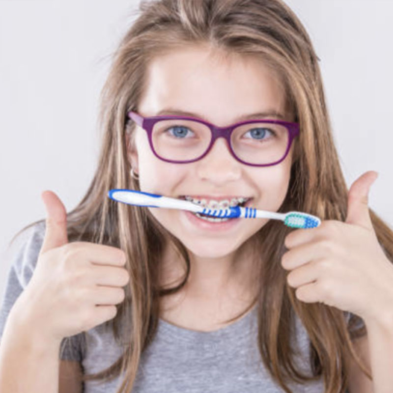 Tips for brushing your teeth with braces